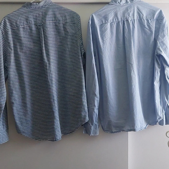 2 Casual Button Down Shirts Chambray blue striped & solid mens L Classic Casual - Picture 8 of 8
